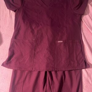 Cherokee Maroon Scrub Set with Pockets